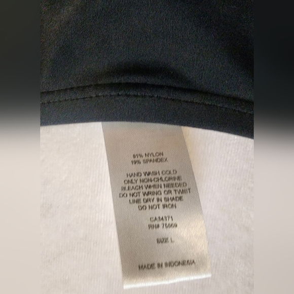 Black Swim Skirt With Ruffle on the Bottom Womens Size Large - Picture 4 of 5